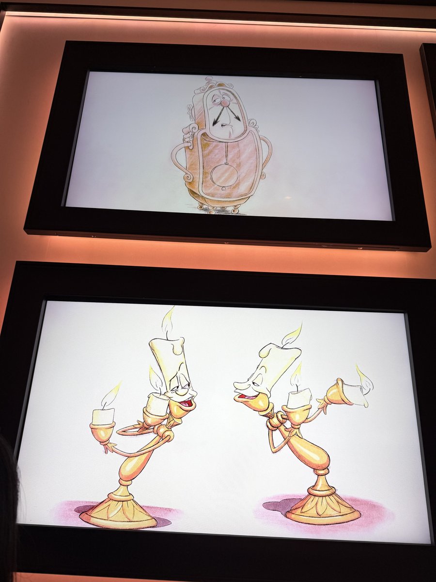 moko_eaka's tweet photo. 今日は美女と野獣の日本公開日なのでアニメーターズパレットで流れてた「愛の芽生え」を載せる🥳
ここのレストランではあらゆるディズニーの食事シーンがコンセプトアートや絵コンテ等と一緒に流れていて、観ていて凄く楽しかった😢💗
#moco_DCL_Adventure https://t.co/kS4tKuq6kQ