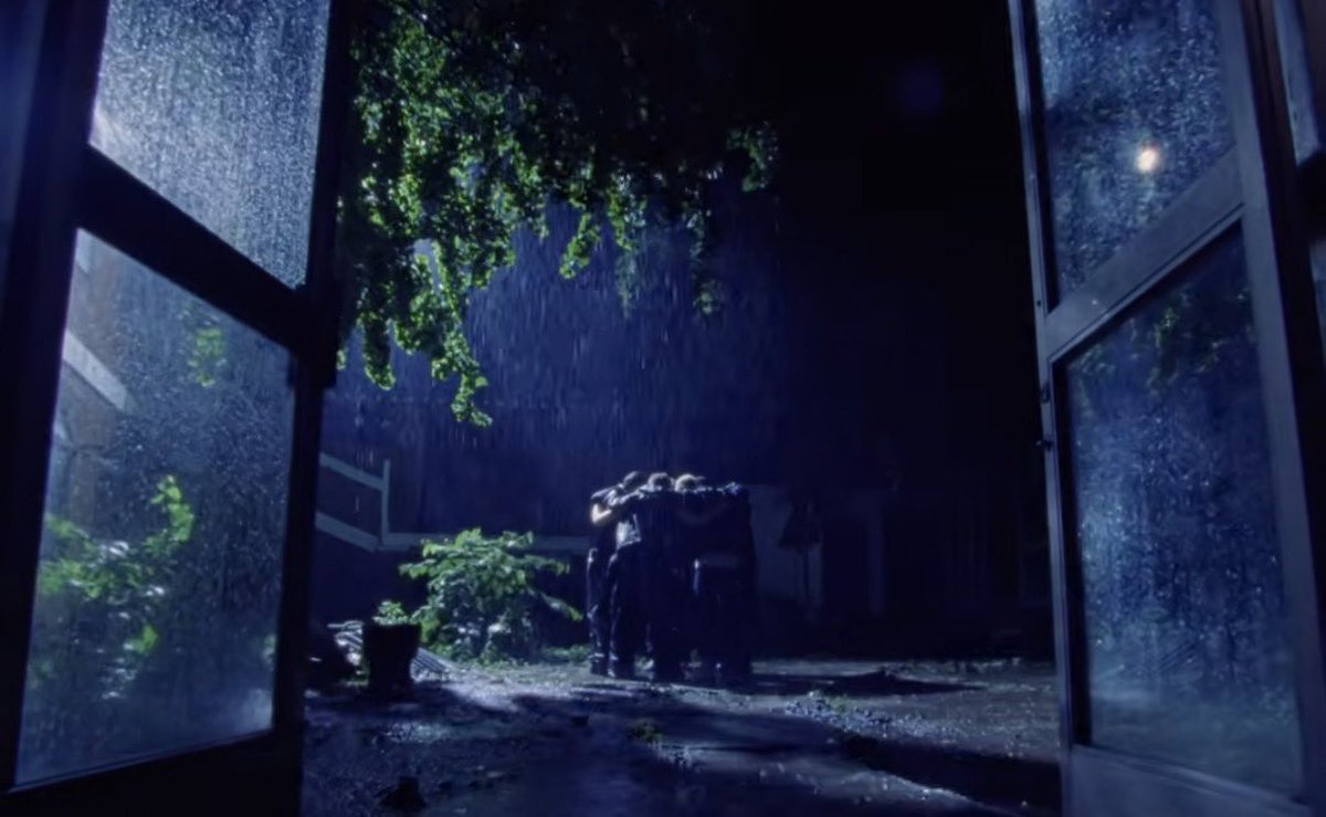 chu_rople's tweet photo. 인터루드 필름이랑 트레일러랑 연관됐다고 생각하는 부분,
시작부터 정돈된 식물원이 파괴된 듯 함 흔들리는 지반 물을 줘서 식물 키우는 세상에 비가 내림 흩어져서 할일 하는 듯한 멤버들이 뭉��있음 달라진 비주얼 식물에서 동물 등장 https://t.co/qu4Zg9oH2N
