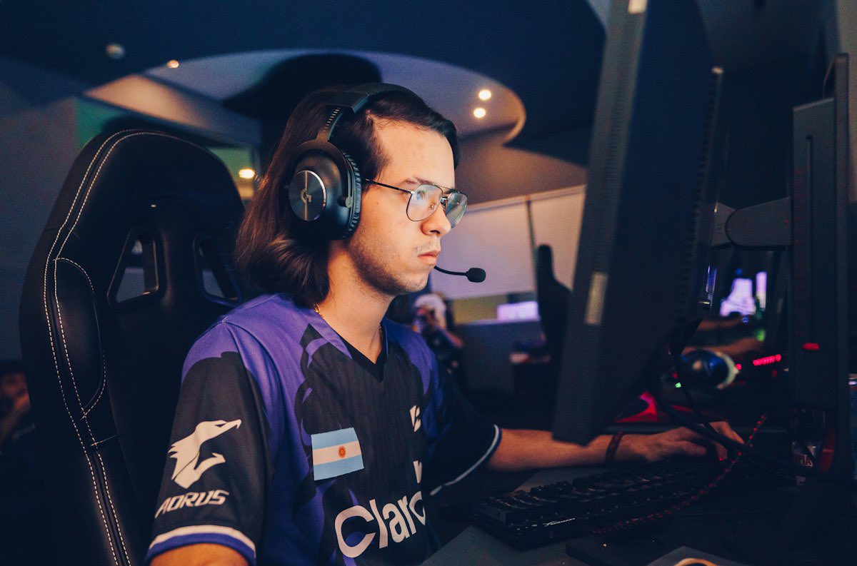NOVECECHI's tweet photo. ¡Feliz cumpleaños @TRYZSE1!

La hinchada siempre estará agradecida por los momentos inolvidables que nos hiciste vivir. 

Te deseamos un lindo día 💜 https://t.co/JUqKdBHWr0
