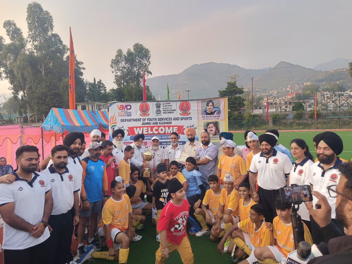 YssPoonch's tweet photo. POONCH U-14 BOYS HOCKEY TEAM CROWNED UT-LEVEL CHAMPIONS*

*Poonch Defeats Baramulla 3–0 in Thrilling Final; Tournament Organised Under Nasha Mukt Bharat Abhiyan* https://t.co/b0YKhfZE0g