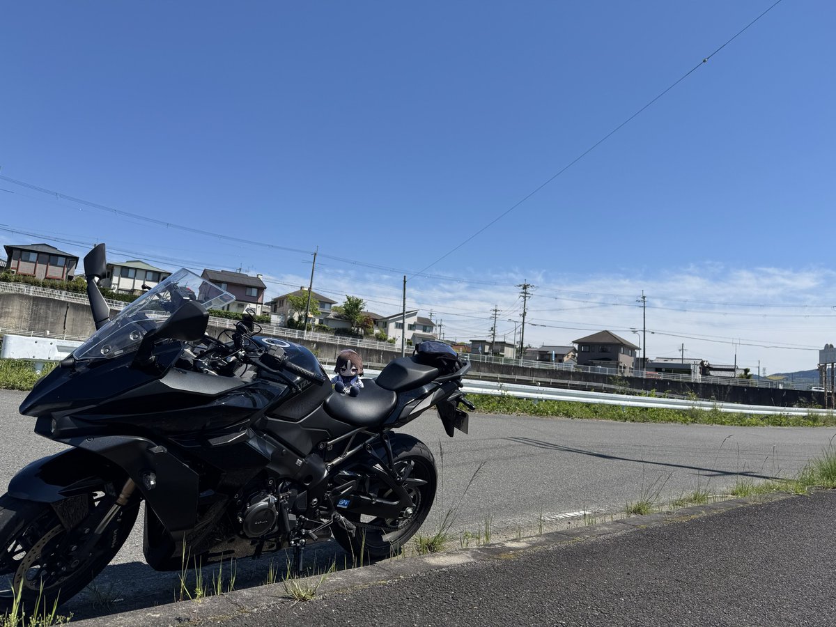 TanakArchive_'s tweet photo. DJふぇす大阪を終えて更新！
もうすぐフィナーレの東京…楽しみだ！！
普段はぬい活、バイクをメインに活動している社会人先生です！
ぬいぬい部をもっと盛り上げて行きたいですので、ぜひお友達になりましょう👍👍
#ブルアカ
#ブルアカ好きと繋がりたい
#ブルアカ自己紹介カード https://t.co/qEWIjyGqBF
