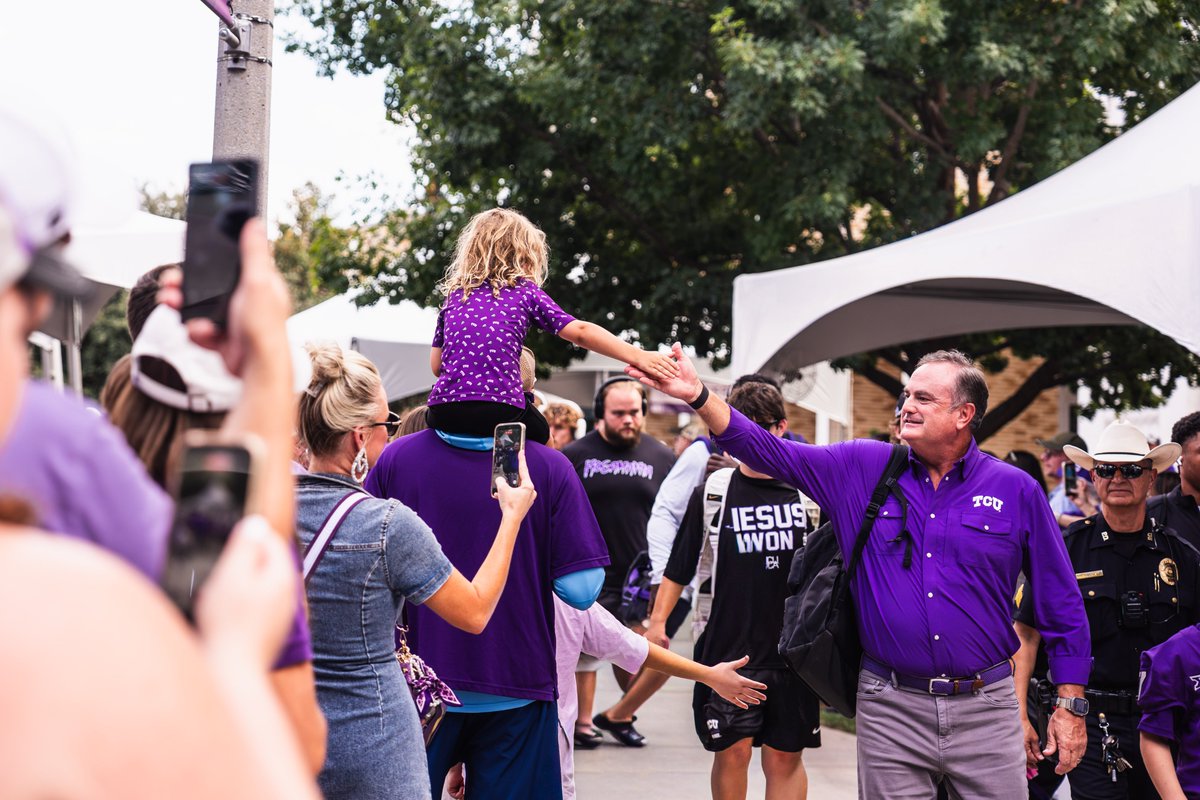 TCU_Athletics's tweet photo. will miss this on saturday 🥹

see you next weekend, horned frogs! 

#GoFrogs https://t.co/XPytgeIklQ