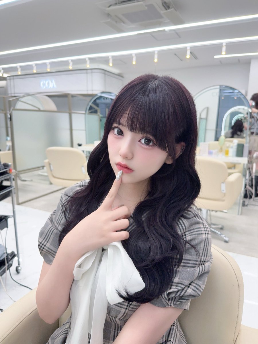 moe_Ux_xU_'s tweet photo. 髪色かわいいっていってー！！ https://t.co/Rypxz5Tbgo