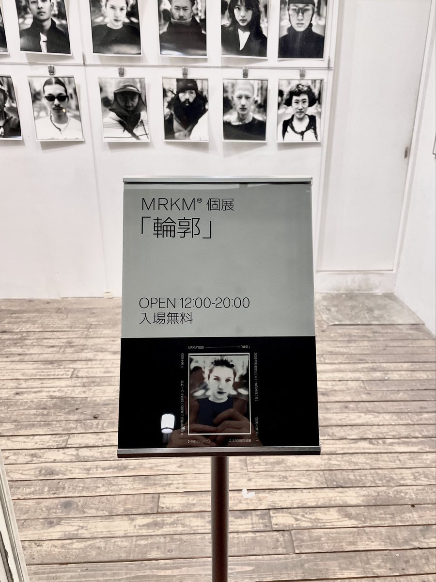 rolleiinstax's tweet photo. 案内板って大事なんだなぁと実感。
明日も12時よりオープンです！ https://t.co/plLIiKC77L
