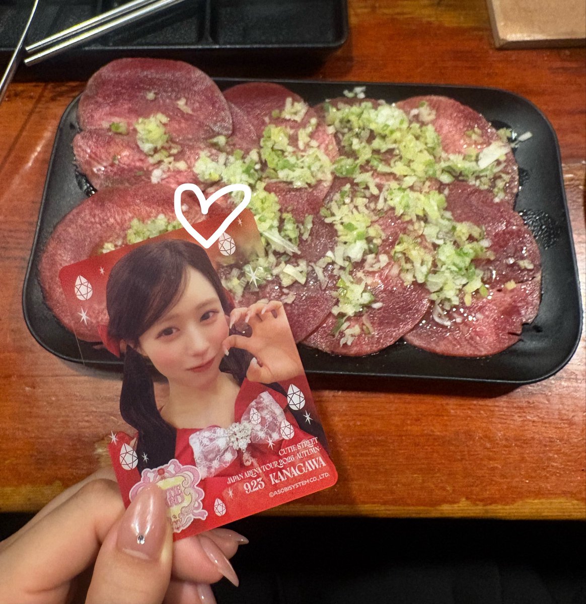 love10ly_'s tweet photo. CUTIE LAND最高すぎ😭❤️
ほんっとに行ってよかった！最高のライブをありがとう🫶🏻
あいか〜！ねぎ塩牛タンだよ〜♡♡
#CUTIESTREET #きゅーすと 
#佐野愛花 #さぁのんびり愛活 https://t.co/Eu4qhOAMsy