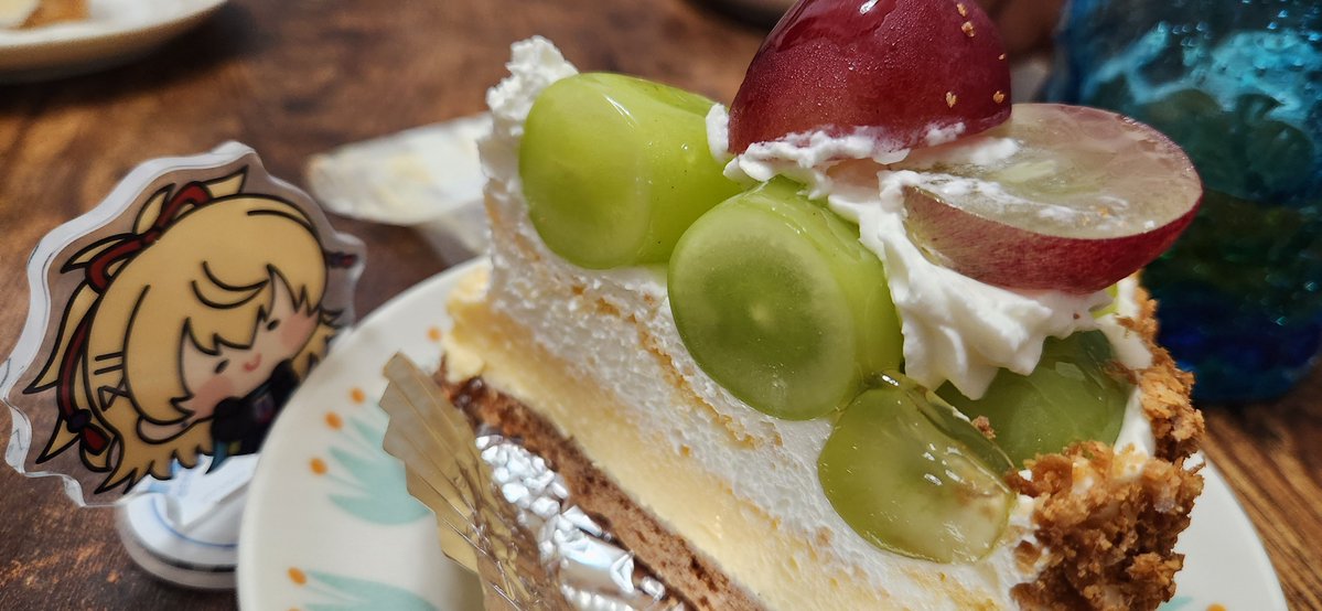 acelaurant's tweet photo. 𝐇𝐚𝐩𝐩𝐲 𝐁𝐢𝐫𝐭𝐡𝐝𝐚𝐲 𝑶☆𝒍𝒆
だったのでぎょざパしてケーキ食べて満腹マン https://t.co/wWfQNxjqgQ
