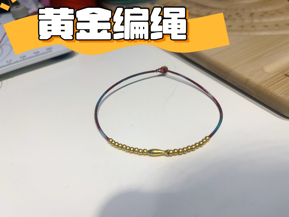 RozanneBuron's tweet photo. DIY pulsera de hilos coloridos, fácil para principiantes  hazla en 10 minutos y regálala a tu amiga! https://t.co/Lq6hTcLIy3