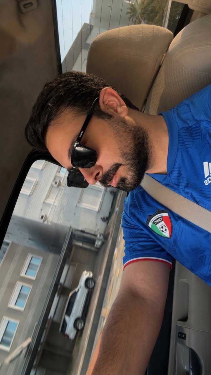 VXQQVV's tweet photo. كل التوفيق للموج الأزرق اليوم💙🇰🇼 https://t.co/XDKHPjIlIz