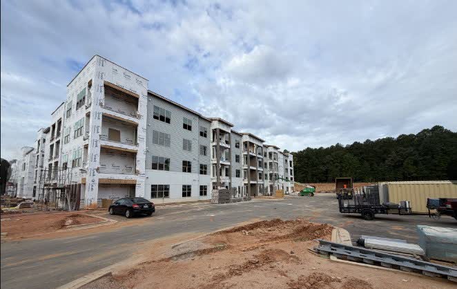 RockofAgesCons's tweet photo. 🚀 Import cabinets are here in Raleigh. Just about ready to start this beauty.
#Raleigh #MultiFamily #ImportCabinets #Quartz #NewConstruction https://t.co/G532BFEcTj