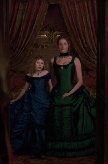 interview with a vampire green dress 𝐇𝐚𝐥𝐞𝐲 ❧ on X: 
