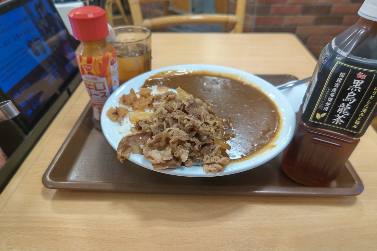 m_k0945's tweet photo. カレー喰らうで🍛 https://t.co/soGtESkdBW