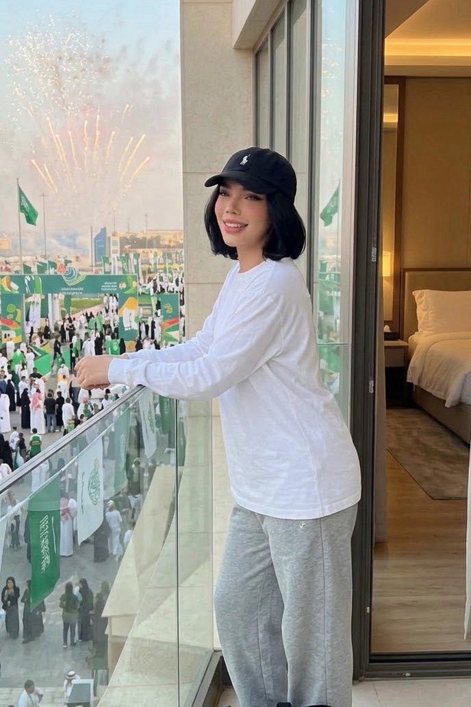 AngeliaHibnbcm's tweet photo. #ladyboy_khobar
#khobar_ladyboy
#ladyboy_dammam https://t.co/uaFW8SyEDz
