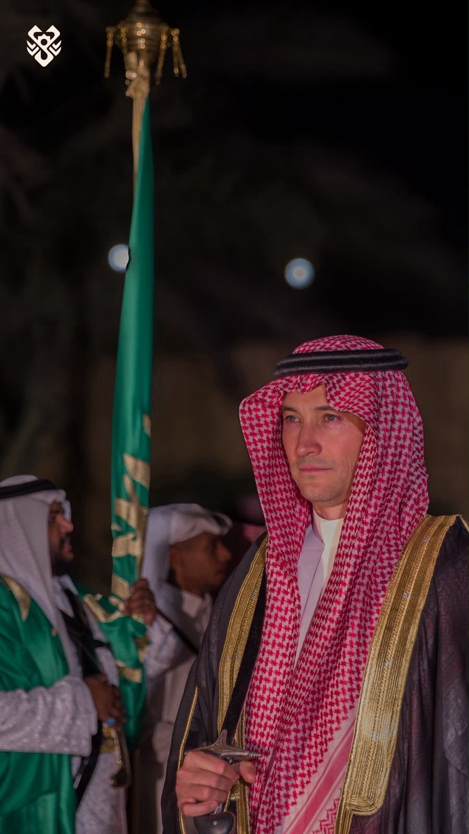 AlKholoodClub's tweet photo. ما مـثـلك بهالدنيــا بـلد🇸🇦🤍

#اليوم_الوطني_السعودي_٩٦ https://t.co/qCjLTwXMdu