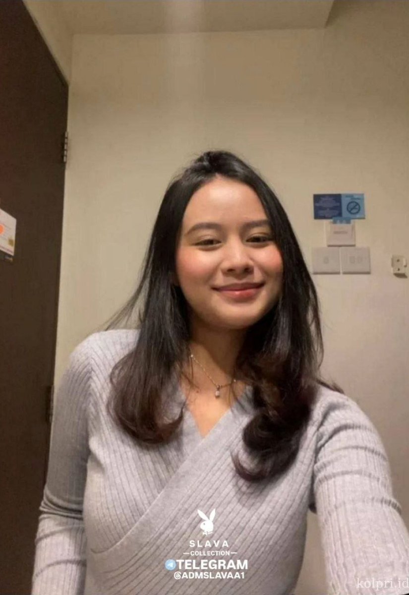 Alyaaaoplp's tweet photo. Miss kayeela undip 
https://t.co/kf0xuXKSJq https://t.co/VX0mmXUUpp