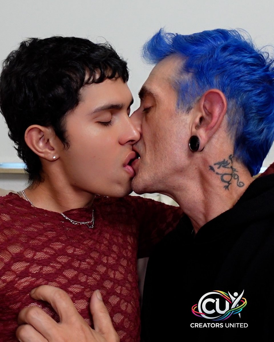 The_Gaydude's tweet photo. Some stories start with a kiss… 🔥  
#CWD26 #OnlyFans #Collab #AdultCreator #GayCreator #GayContent
@LatinTwinks_com @RodSoho_LT @COLLABFINDERorg @creatorweekend @creatorsunitedx https://t.co/TOxA6YScXJ
