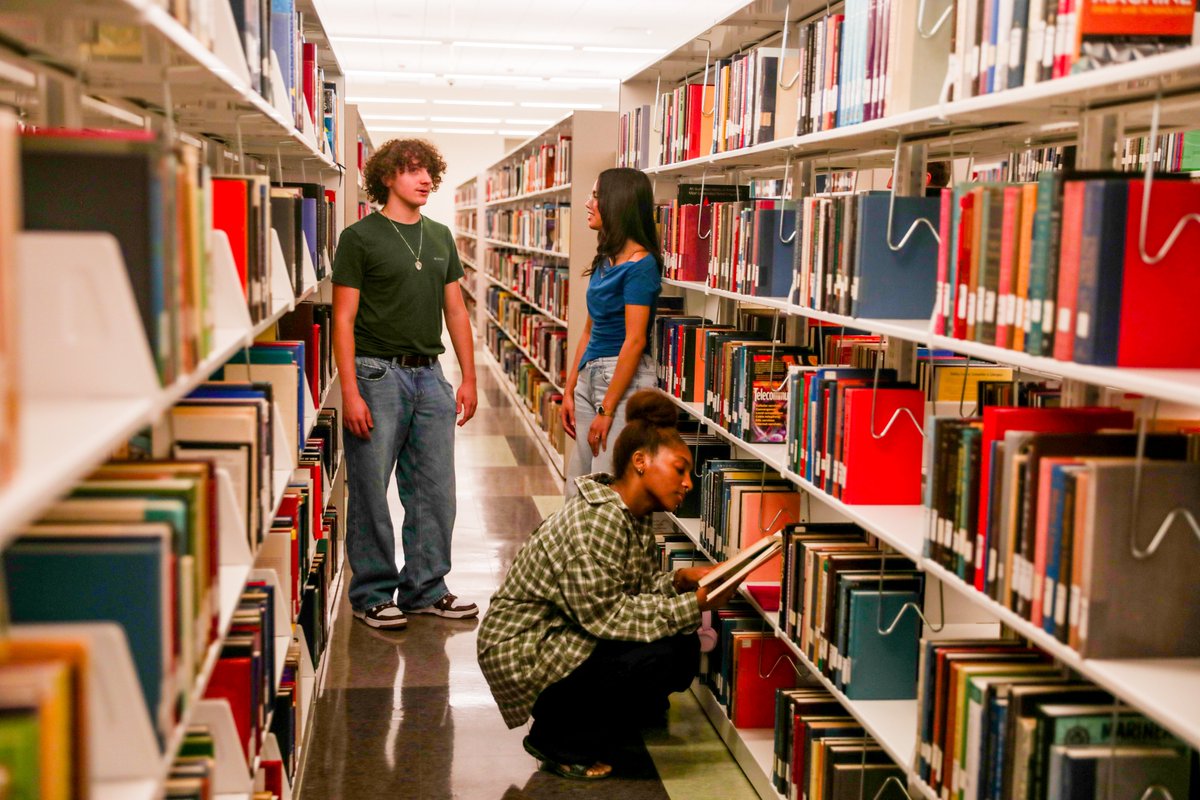 delgadocc's tweet photo. Here's some of the super cool images captured during our latest creative shoot with students on Delgado's AMAZING City Park campus! 
Registration for our 8-week courses is still ongoing!
Learn more about programs being offered, and how you can apply at https://t.co/QaRhfzGFLk! https://t.co/3a1SKyUIZ7
