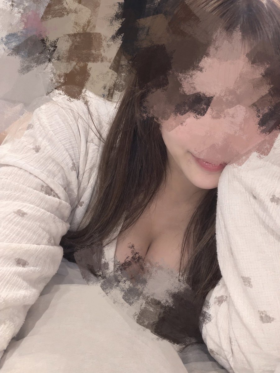 OLnoanoa0821's tweet photo. 明日から仕事やねぇ💦
連休って誰か時間早めてる！？😂

おやすみなさぁ〜い🤍🧸 https://t.co/49xhAo1ho9