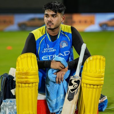 srijan07i's tweet photo. was him @legenddhonii , RT to find mutuals https://t.co/94mG7rdCEq