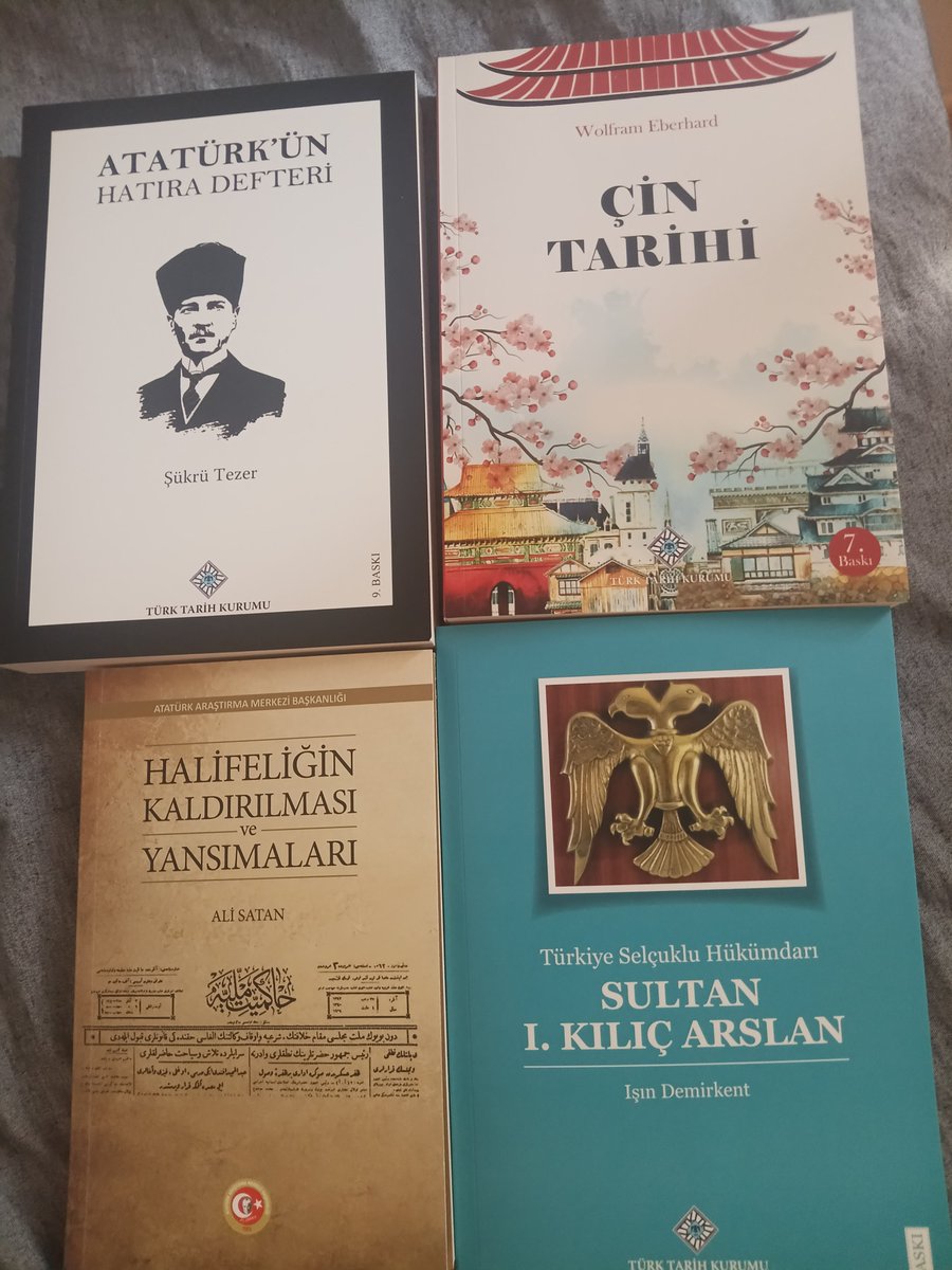 rumitrime's tweet photo. Türk tarih kurumu mağazası güzelmiş hayranlarım 1 saat önce oralarda beni görmüş olabilirler. https://t.co/CcIvg4kp9u