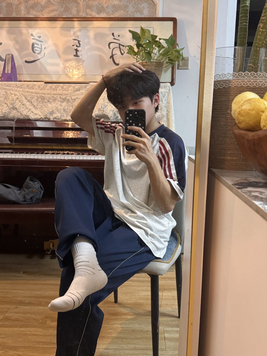C_w60602's tweet photo. 哥哥在哪里🩵 #10后 #男初 https://t.co/IA33OGYtMU