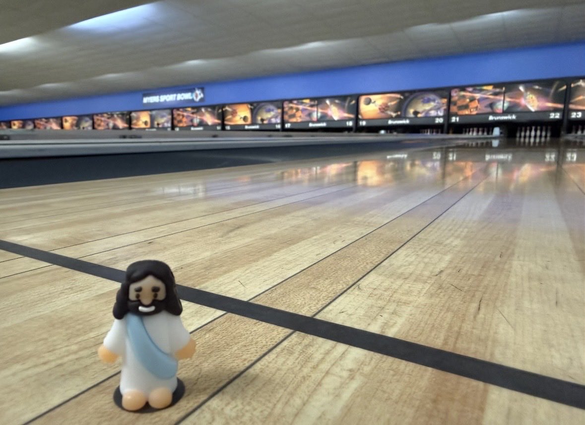 TravelingwJesus's tweet photo. The holy roller has arrived. https://t.co/shHjsptC8h