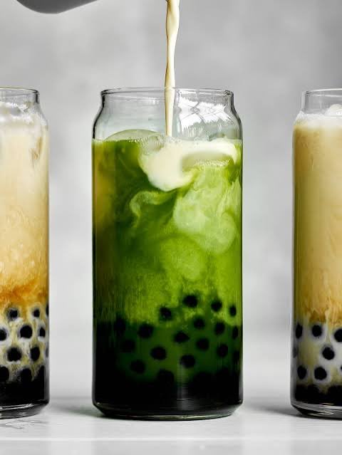 _we_love_food's tweet photo. Is Boba Tea good or gross? https://t.co/GSh2zVjaIq