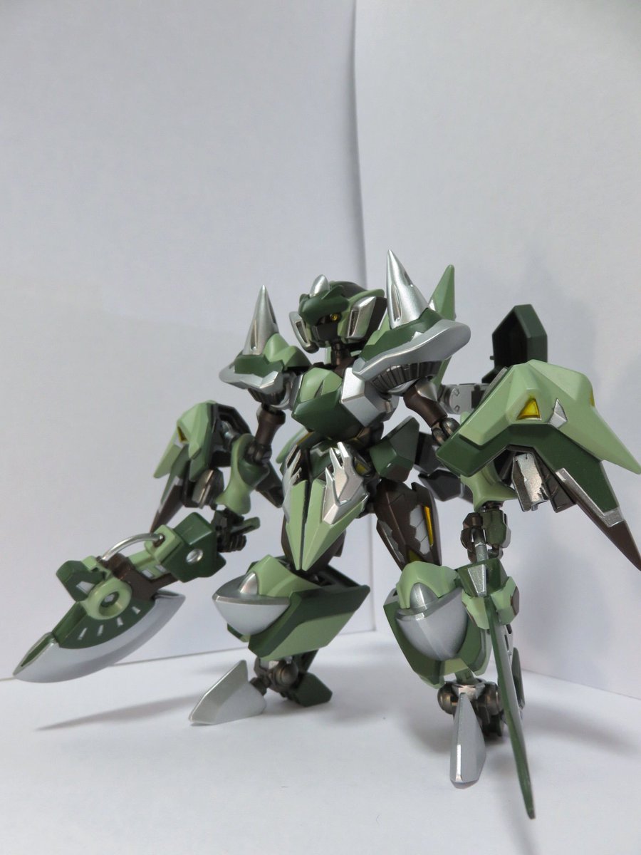 sabuShikashika's tweet photo. 【LBX超ブーストカタログ】
No.059「グリム・ヴァルド 」

製作者→ 1800(@FBpHWEyWPP8717 )様からの一言！
「ピンバイス等を使うのが初めてだったので緊張しました。緑が好きなんです。」 https://t.co/70Bs8H0vxH