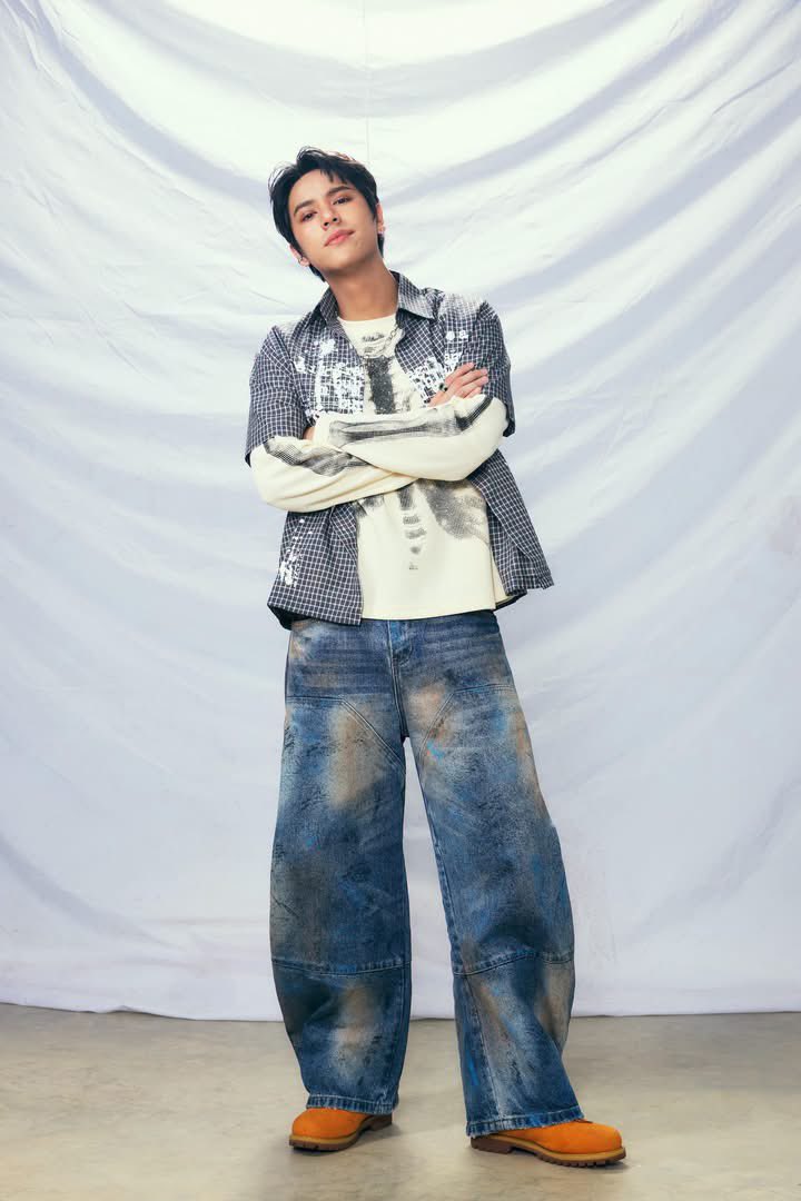 mochitriplen's tweet photo. หล่อทุกรูปจะบ้า คลูบอยของมี๊

#DeniedNANONmv 
#DeniedNANON 
#mynameisnanon https://t.co/IAFgc0kgir