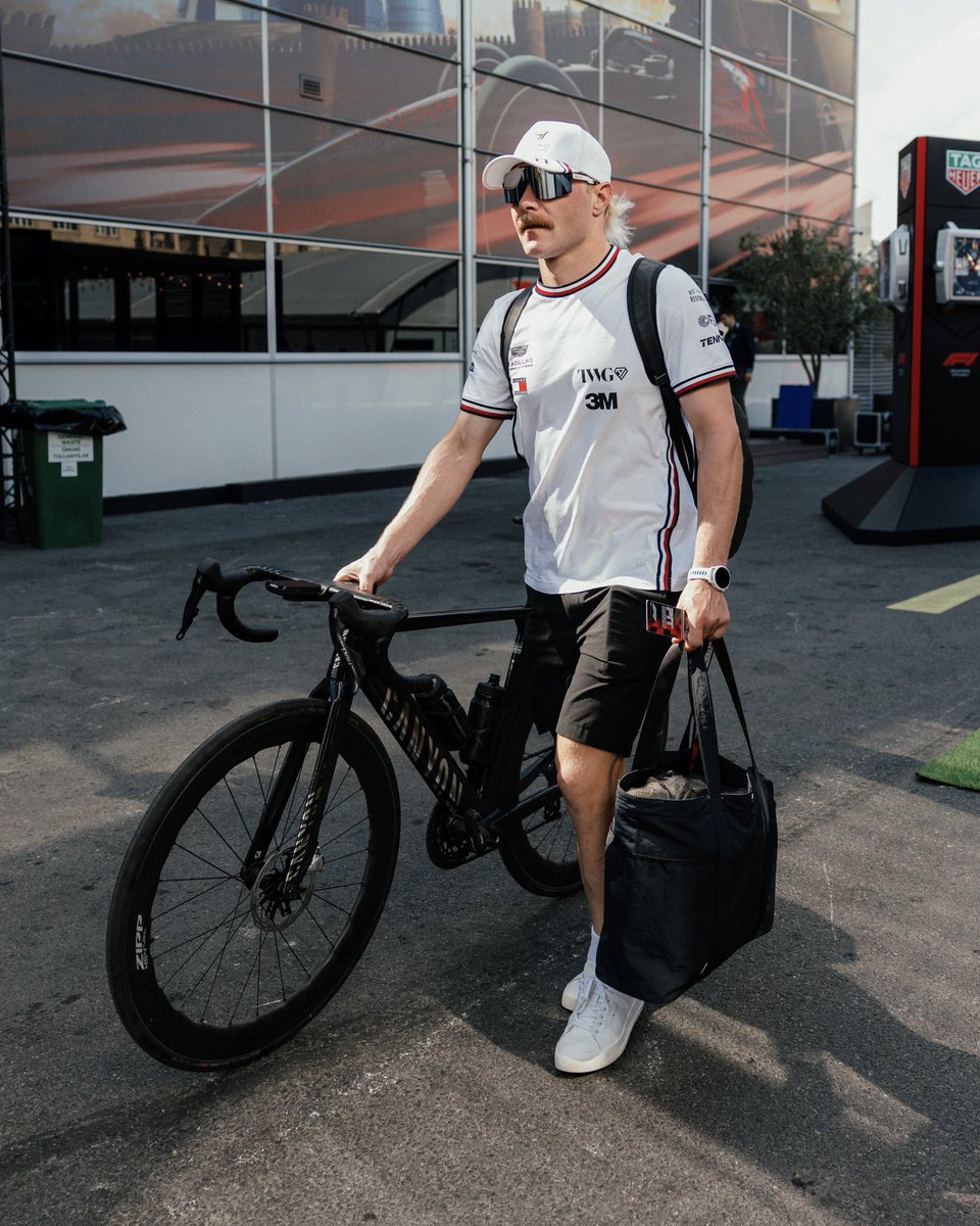 Cadillac_F1's tweet photo. Look who it is 👋 https://t.co/G3a1LtfdHn