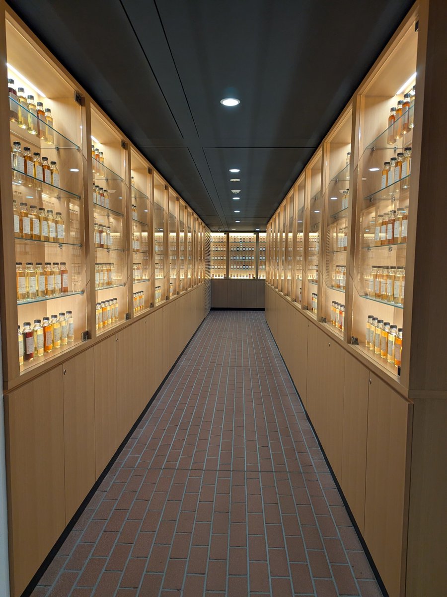 akinokongai's tweet photo. 行きたかった山崎ウイスキー館へ🥃
やっと念願がかないました😊✨
素敵な館内で、国産ウイスキーの歴史に触れてきました😌 https://t.co/aLXlQdKxMY