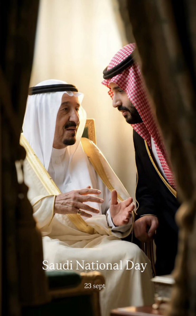 r_et49's tweet photo. مــن دون دار الـسعّد والـعزّ والطـاله
نسَـوق الأرواح والـرايـة ســعوديــة🇸🇦🤍.
#اليوم_الوطني_السعودي_٩٦ https://t.co/LUxw4r02rj