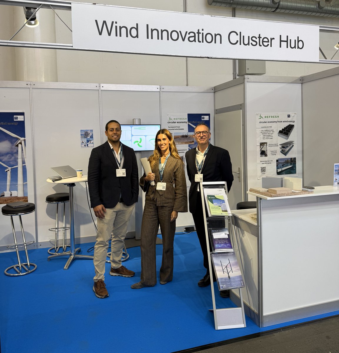 nTECHnPower's tweet photo. 🌬️ Claudia Vázquez, Daniel Castell y Johnattan Arman están esta semana en WindEnergy Hamburg.

Norvento TECHnPower participa en el stand del Wind Innovation Cluster Hub con el proyecto EOLIAN, centrado en palas eólicas más sostenibles, reparables y reciclables.

#EOLIANProject https://t.co/HandQu6Z0F