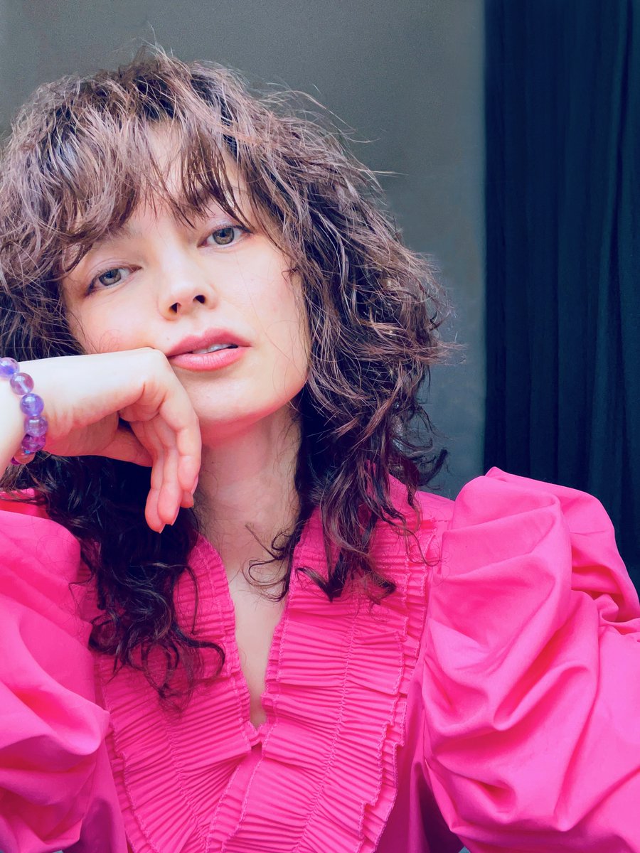 WebVANDA's tweet photo. 【最新レビュー★『Circle Arts Compilation Vol.1』】
音楽家の木村円が主宰するCircle Arts Recordsからレーベル初となるコンピレーションアルバム『Circle Arts CompilationVol.1』が9月25日にCDと各サブスクの配信でリリースする。このコンピにはSaigenjiをはじめ＞https://t.co/YlbzMphqfC https://t.co/Q6Vih9Vlig