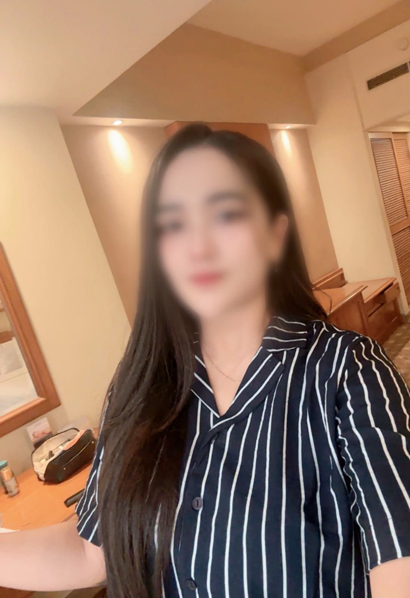 ____reqna tweet picture