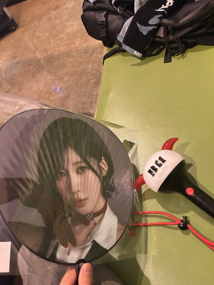 YutoYu00hv's tweet photo. wowow勢でも釣られ泣き😭

アヒョンが泣くのはこっちも泣くって😭
あとえいさが言ってたまた近々会えるっていうのはなんだろ��🤔
めっちゃ��になるけど会えるなら絶対会いに行きます待っててね https://t.co/mT8TIRmdin