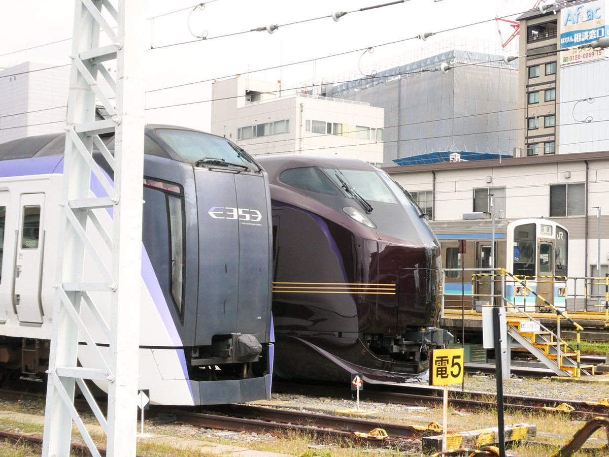 Devi_Keitora's tweet photo. E655系 in 松本車両ベース https://t.co/CJcw2x034S