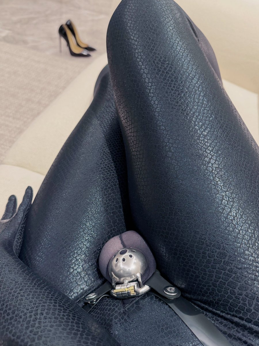 LoveMeKinky_X's tweet photo. https://t.co/0AnJgdJlDQ