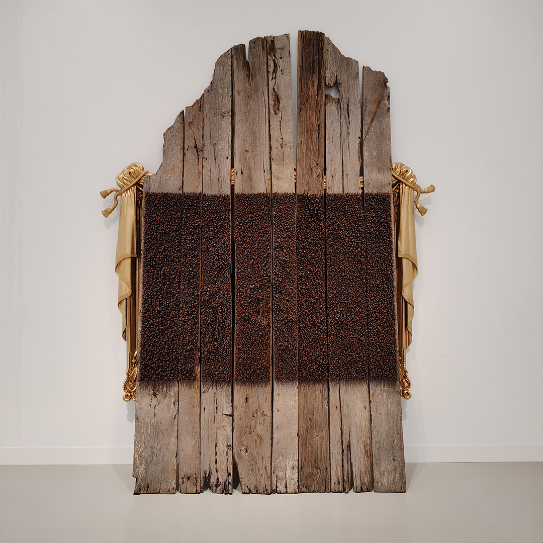 deredemonai's tweet photo. 広島市現代美術館『第12回ヒロシマ賞受賞記念　メル・チン展』（7/25-10/12）
中国系アメリカ人美術家、日本での初個展。《モノ》や《形》に多様なイメージや意味を重ね合わせ、概念的でありながら力強いインスタレーションや立体作品。特に暴力と支配への考察が興味深い。 https://t.co/zsSPjmijen