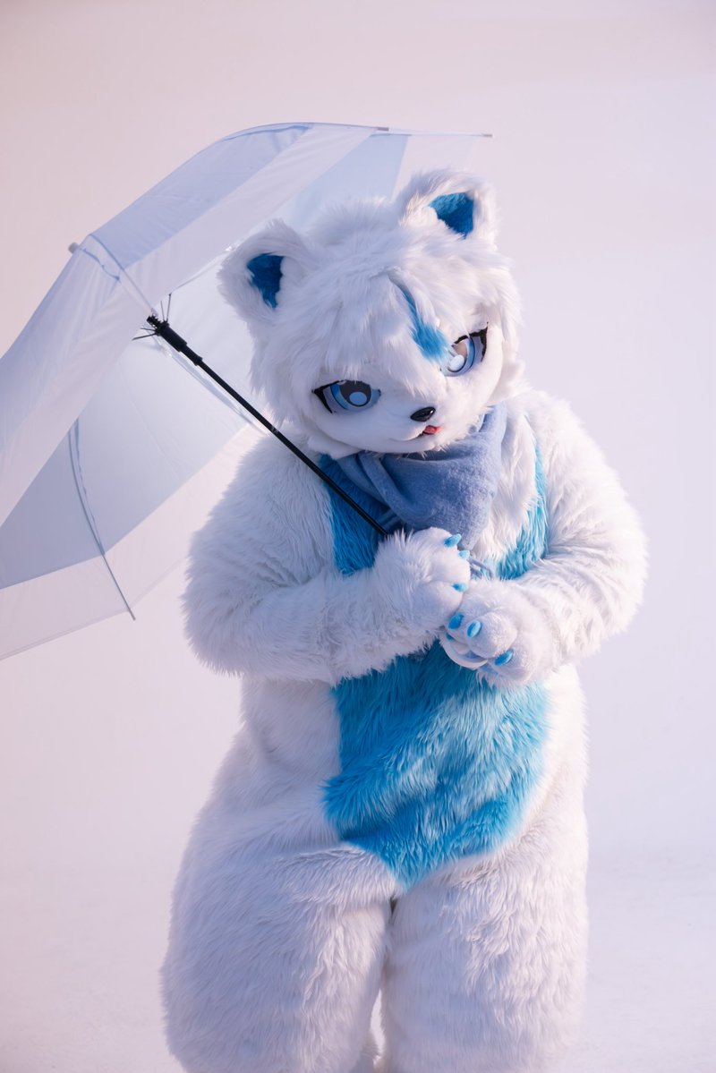 snowlang_'s tweet photo. ☂️

🩵:@furry_hwoo00 https://t.co/I7QFSIFb18