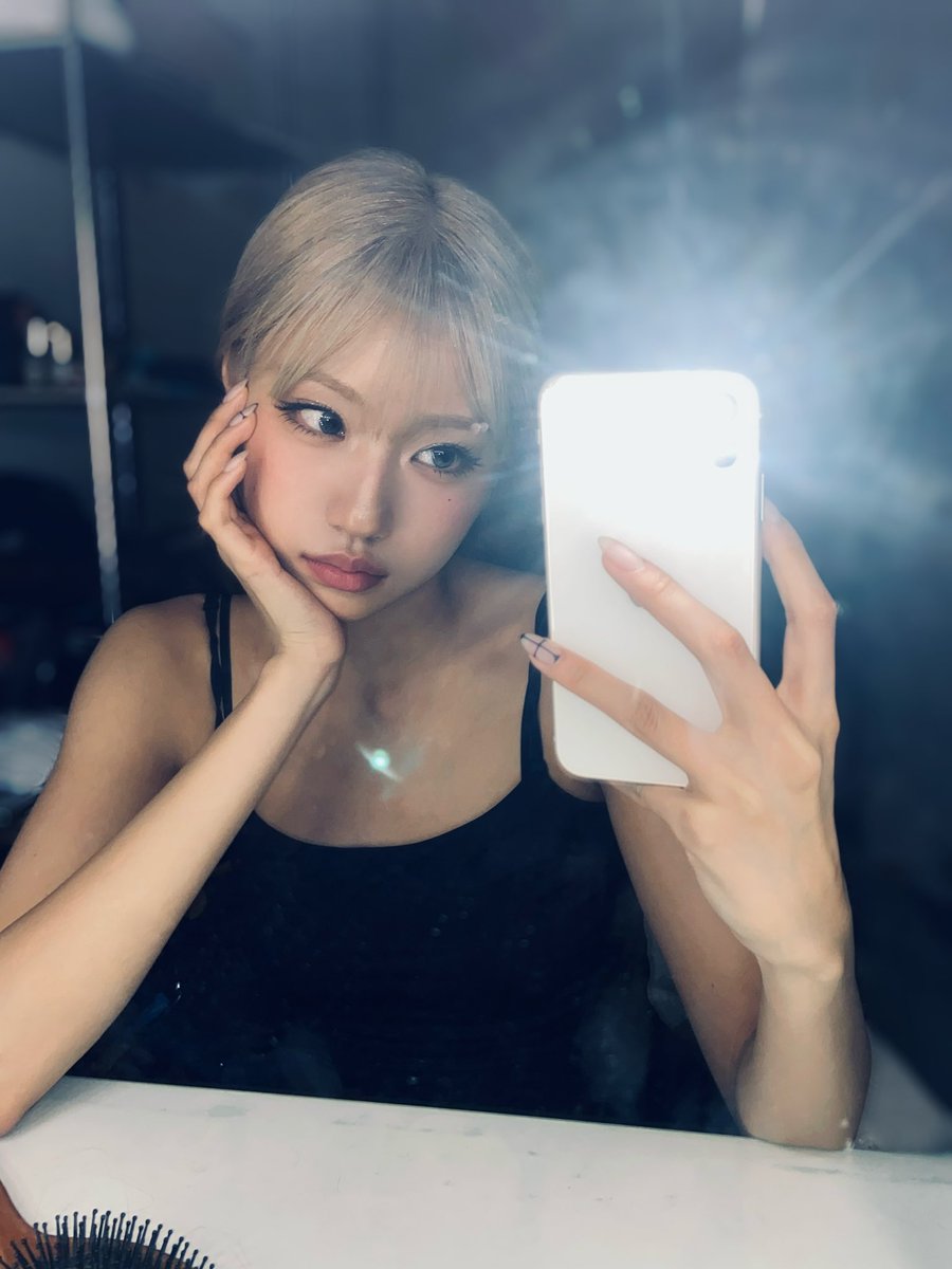 izna_offcl's tweet photo. [izME📮]

 🖤

#izna #이즈나
#CHOIJUNGEUN #최정은 https://t.co/DNERKPQZJA