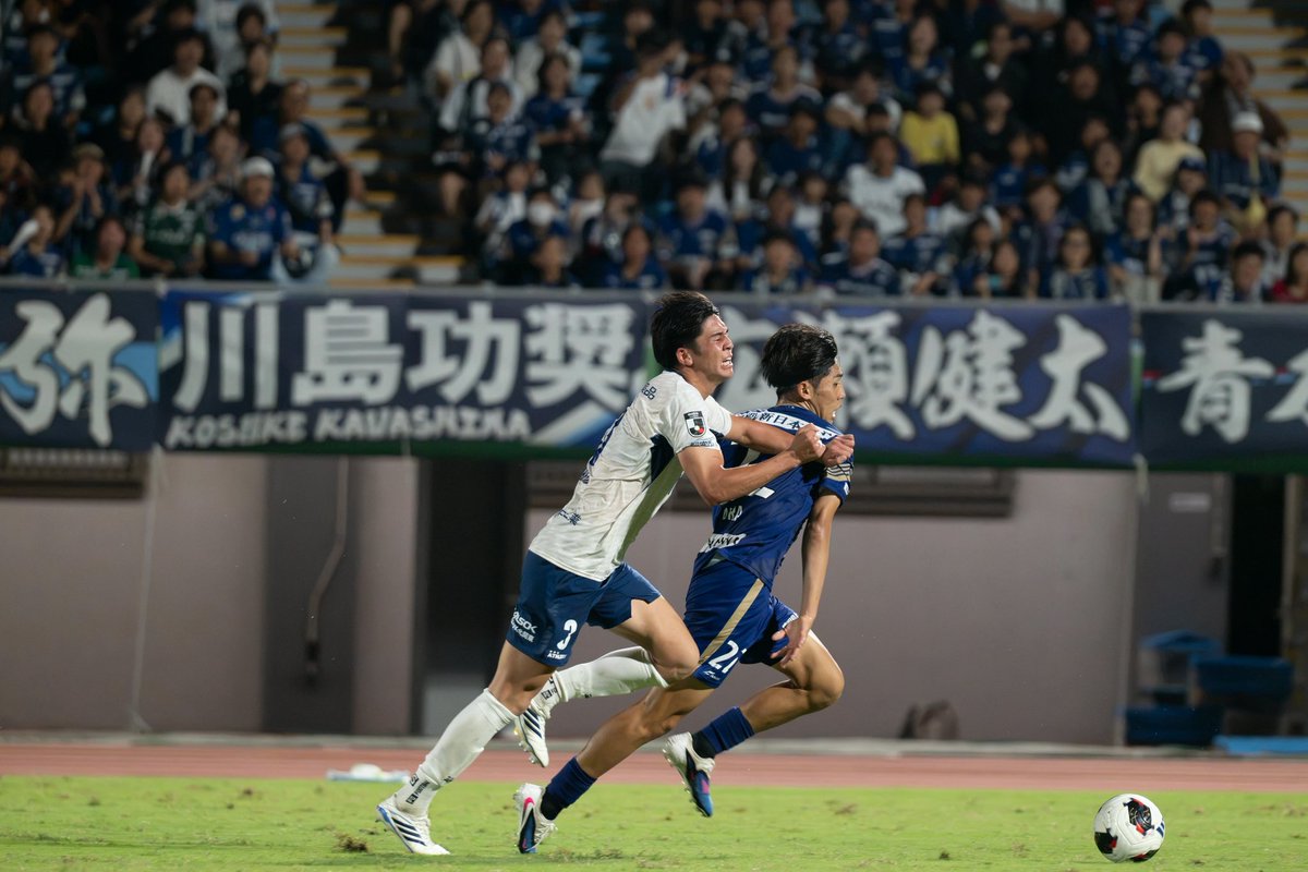 uenknkuy's tweet photo. ゴリゴリの中央突破で相手DFを次々に剥がしていくおーらの個人技ゴール。本人も気持ちよかっただろうな〜。

鹿児島で点決めまくれ🌋🔥

#髙橋旺良
#鹿児島ユナイテッドFC https://t.co/TXOzvbJO5j