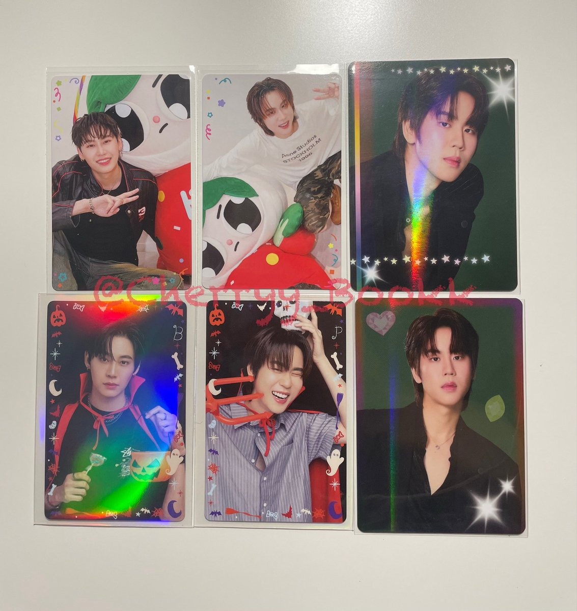 Cherryy_Bookk's tweet photo. ส่งต่อค้าบบ 

✨ ขายเหมา 6 ใบ 100.- ✨

🚚 ค่าส่ง 40.-

สนใจDMมาได้น้าา 💕 

 #ตลาดนัดบุ๋นเปรม #ตลาดนัดgmmtv #ตลาดนัดgmm https://t.co/Ifr2J4Ybxv