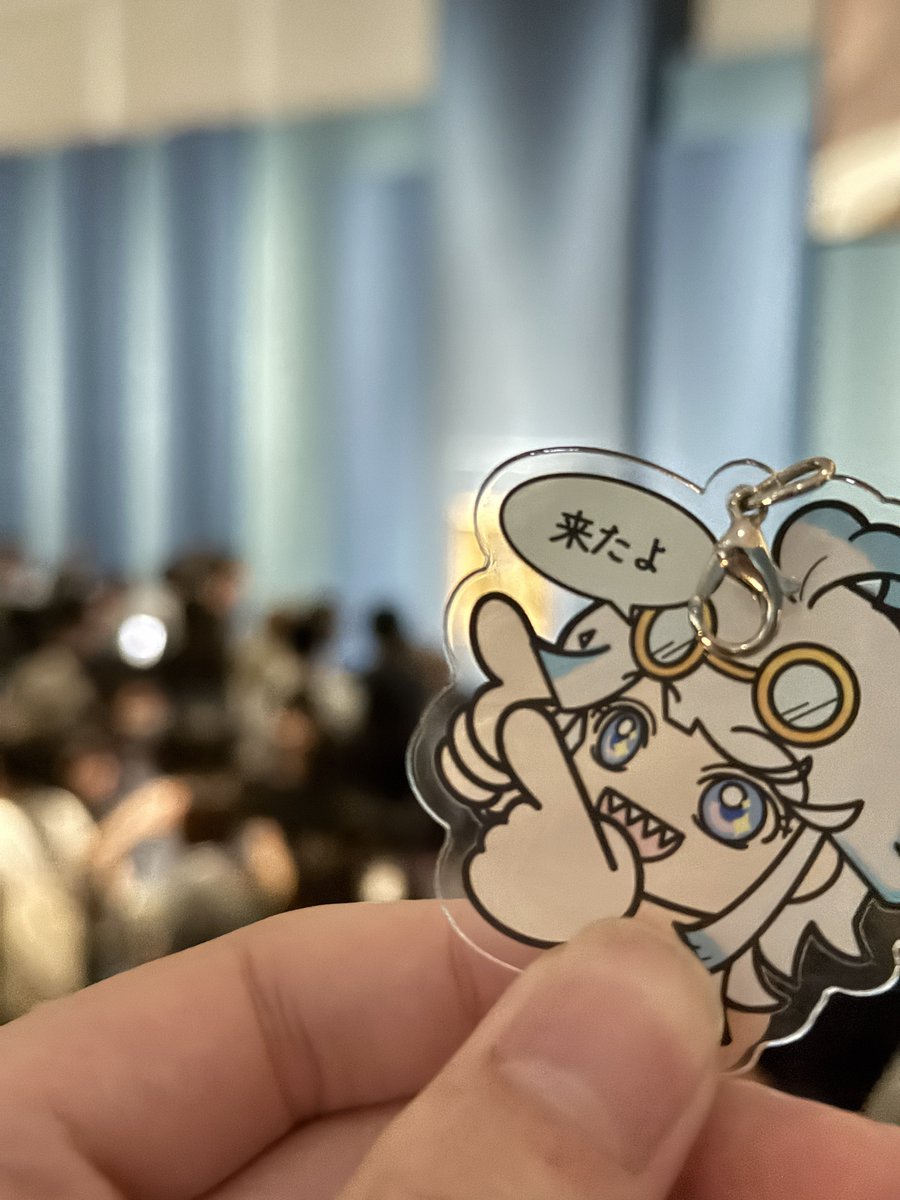 Re1sen1's tweet photo. ついに！「真珠の耳飾りの少女」にご対面！
なんというか、やっぱり迫力を感じました…！
どの角度から見ても視線というか目力を感じましたね…！
光を陰影で表現してるのか、少し怖くなる立体感が印象的でした！
 #じ���はいラボ https://t.co/iJ15rieBuE