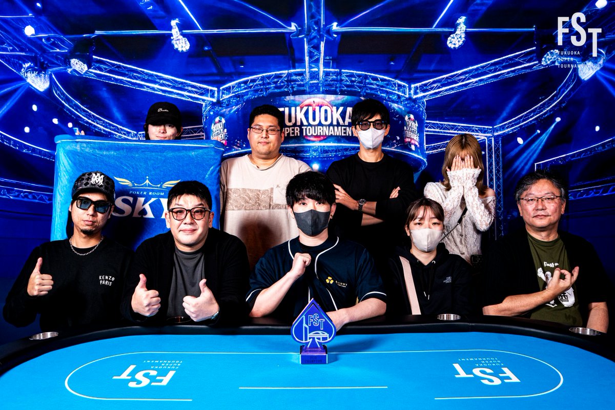 fst_202408's tweet photo. #38 PLO
ついにFinal Table

1:MisoCats@㈱森田硝子＆Sky (@MisoPoch417)
2:バッシー
3:buddy (buddy_2025_4)
4:うちだ
5:yuto@Arrows (@yuto_el)
6:ゆきな
7:SAWA
8:HARIBO
9:ごはん

激しいPLOを勝ち抜いた猛者が集結、いよいよFinal Tableへ。

#FST #FST5 #FUKUOKASUPERTOURNAMENT https://t.co/0CRMnX7o02