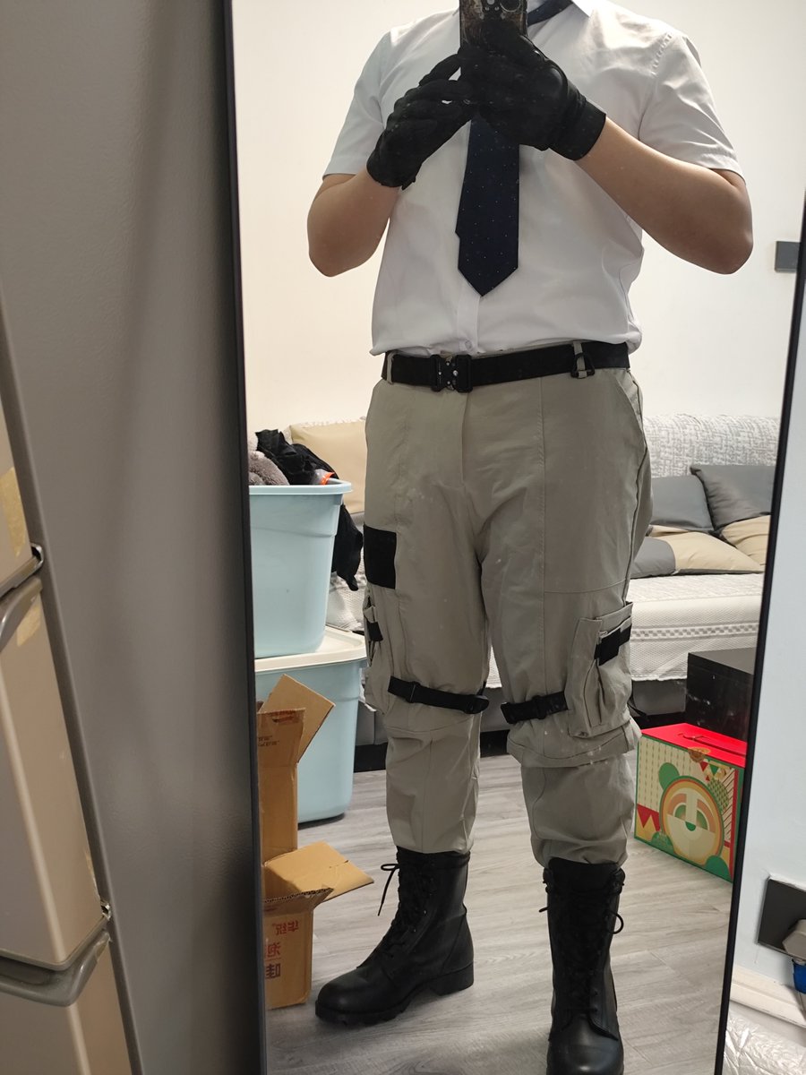 chaojuepaopao's tweet photo. 今天我的OOTD https://t.co/2PgIoQXUSd