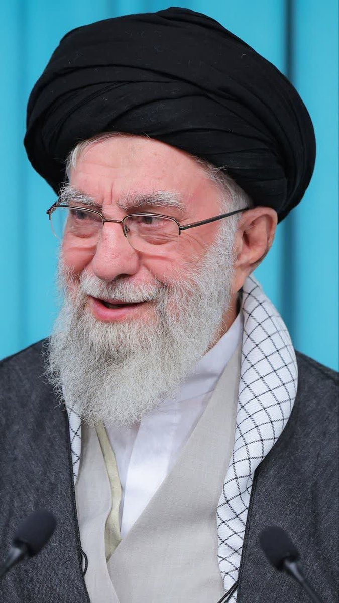 v5rfsra's tweet photo. خیلی دلم واستون تنگ شده آقا...
این روزها حتی با شنیدن صوت هاتون هم سخت میگذره ...
دنیای بعد از ۹ اسفند جهنم شد واسم😭💔
#جانفدای_ایران
#ایرانی_مقتدر https://t.co/o8LoROc8CY