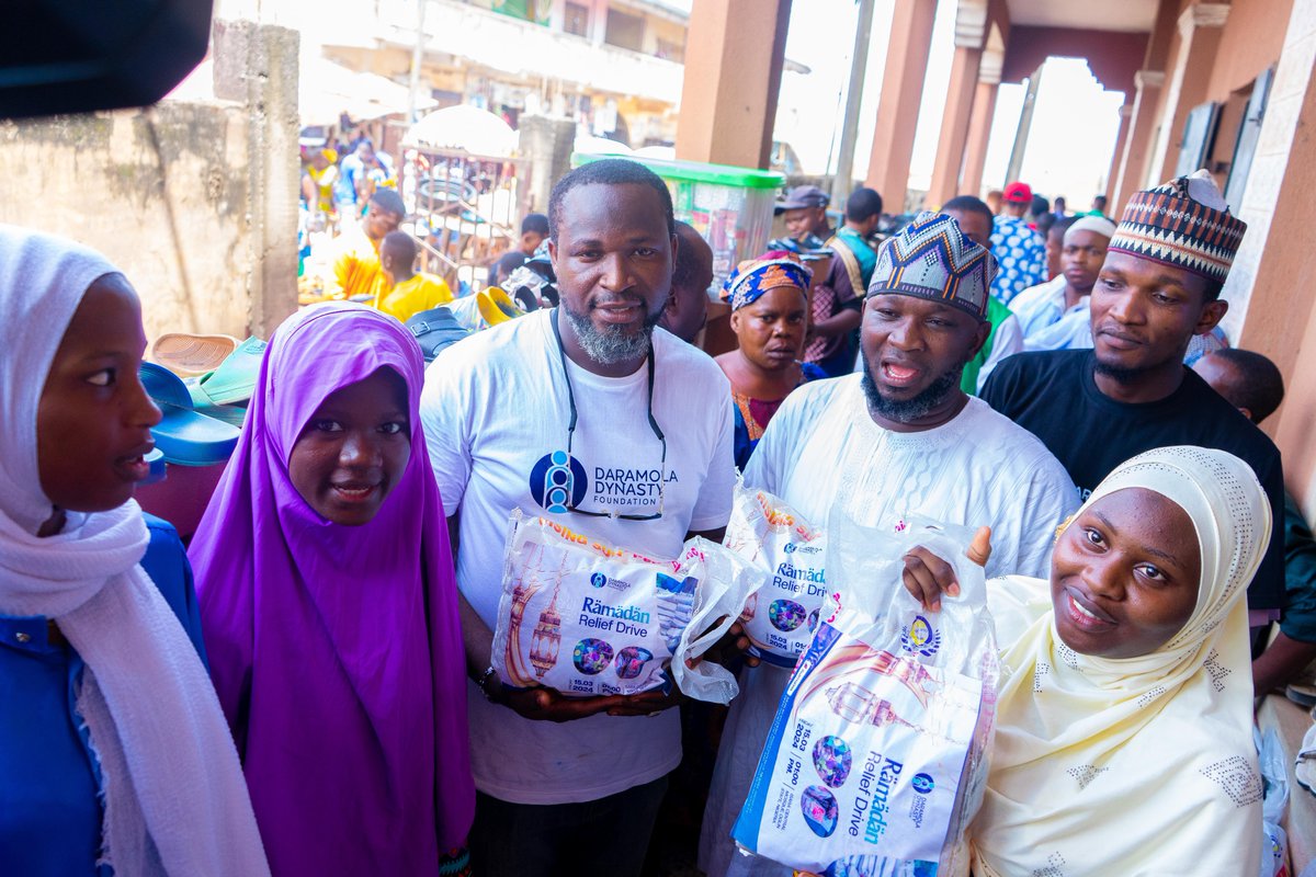 dd_foundation_'s tweet photo. The work continues. The mission remains.

Every outreach is a reminder of who we are committed to serving.

From one community to the next, DDF remains committed to making a difference where it matters.

#DDF #DaramolaDynastyFoundation #GrowthAsAService #CommunityImpact https://t.co/yu8Z7ICMvV