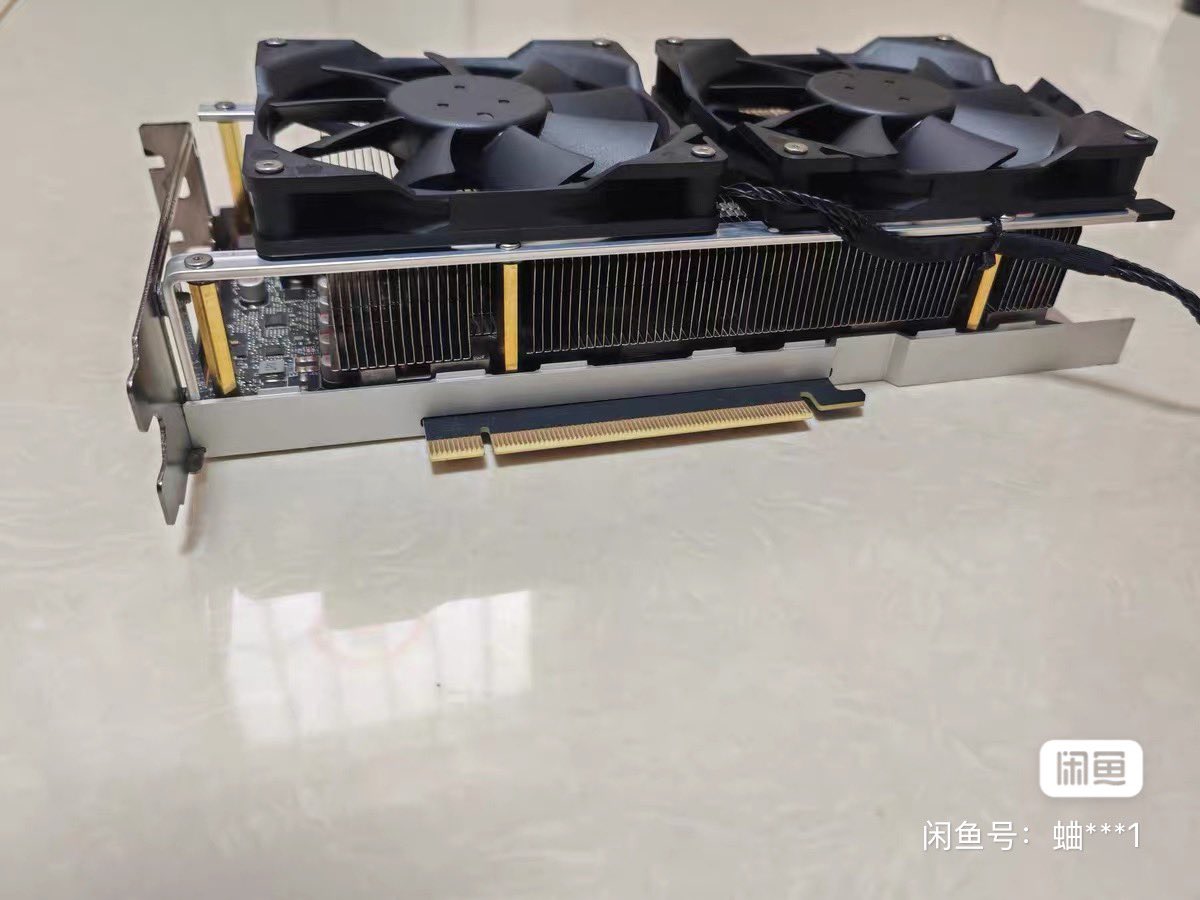 ItStillBoots's tweet photo. @viewhero1 Hack number 2 : opening the fins (or replacing the heatsink) and slapping 2 high static pressure fans on top https://t.co/3hxJ4nhBYm