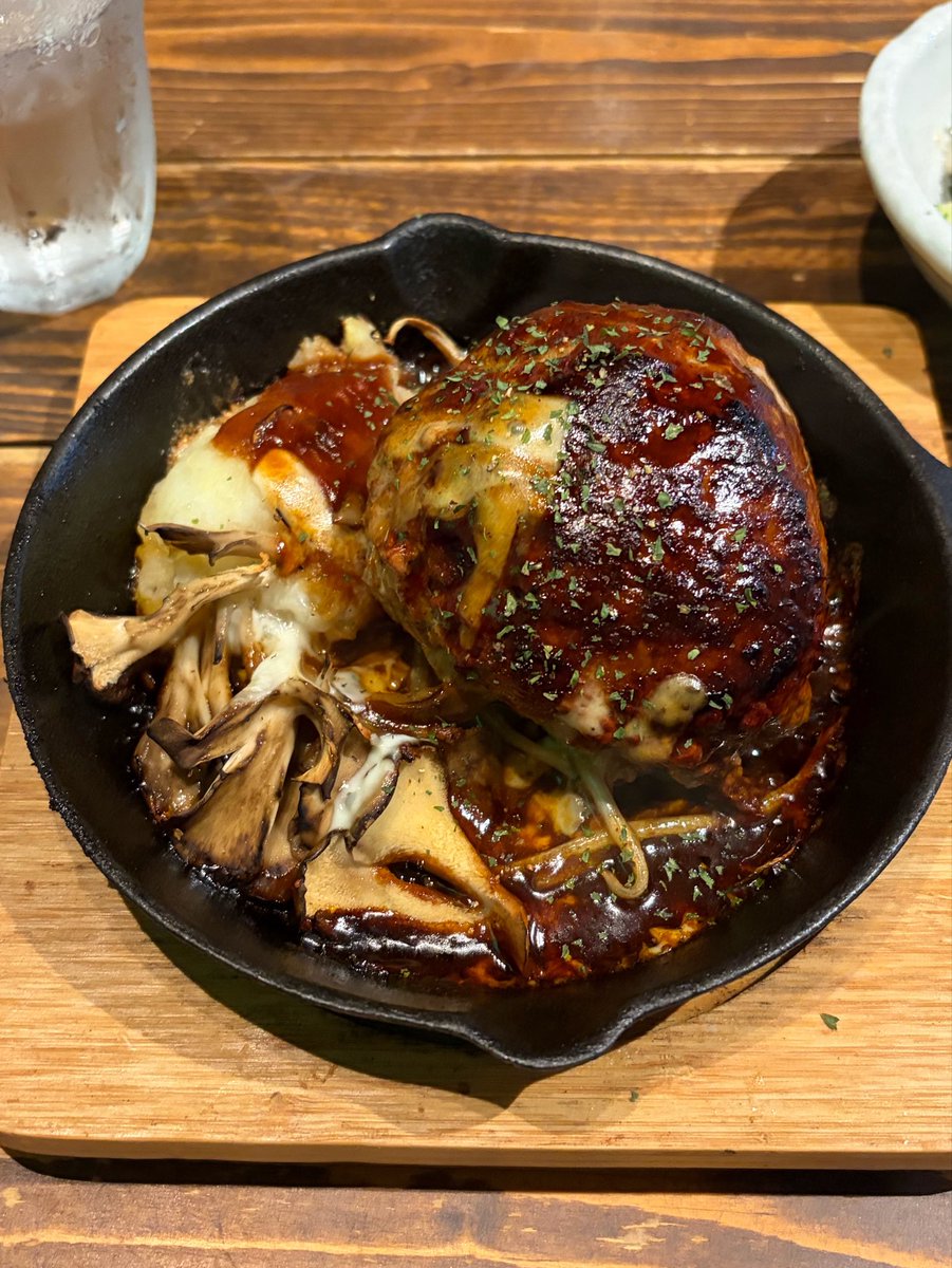 hatamado_imaike's tweet photo. シルバーウィークはいかがお過ごしでしたか？？
私は、ランチで美味しそうなハンバーグのお店を発見することが出来ました✨️🍖

ちょっとしたことでも良いことを数えていくと、幸せな気持ちになりますよね…！ https://t.co/nMlXl2eOdL
