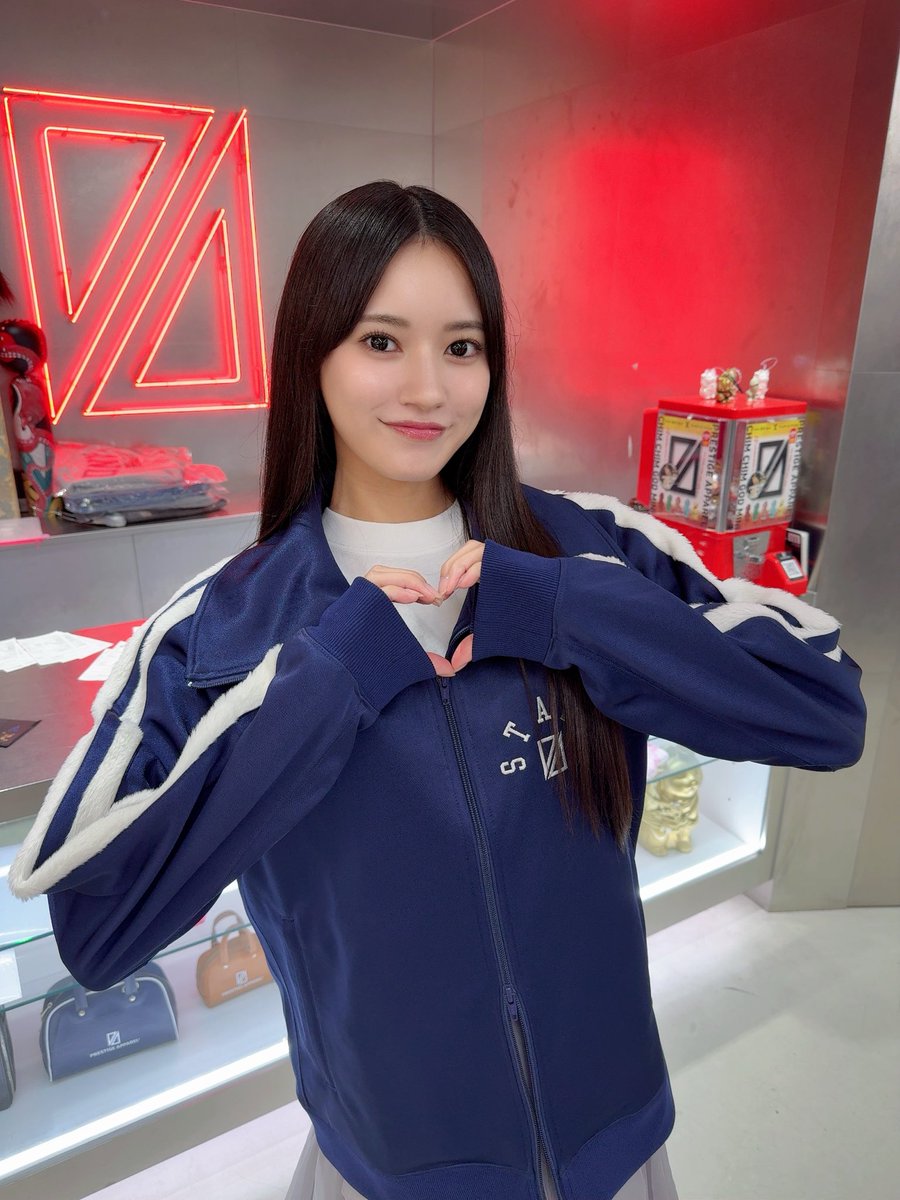 umi_sea_0v0's tweet photo. PRESTIGE APPAREL STOREでの来店イベントにお越しいただきありがとうございました💙 https://t.co/9QAaGL8T7l